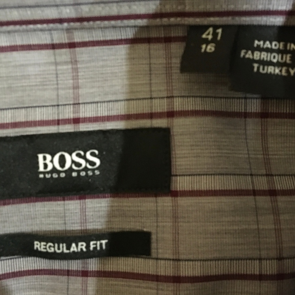 Men's Hugo Boss Dress Shirt (Neck 16) Regular Fit - Picture 2 of 2